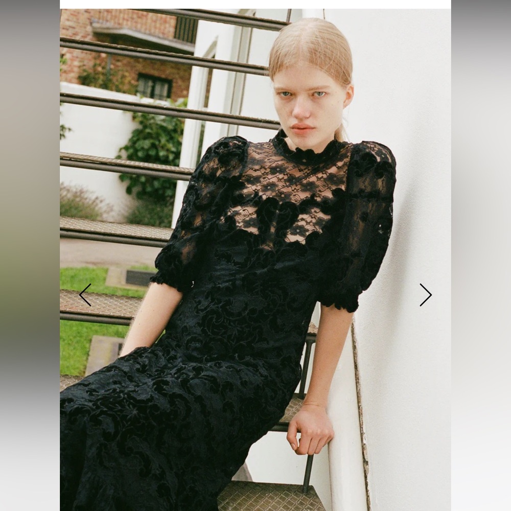 Evita Dress